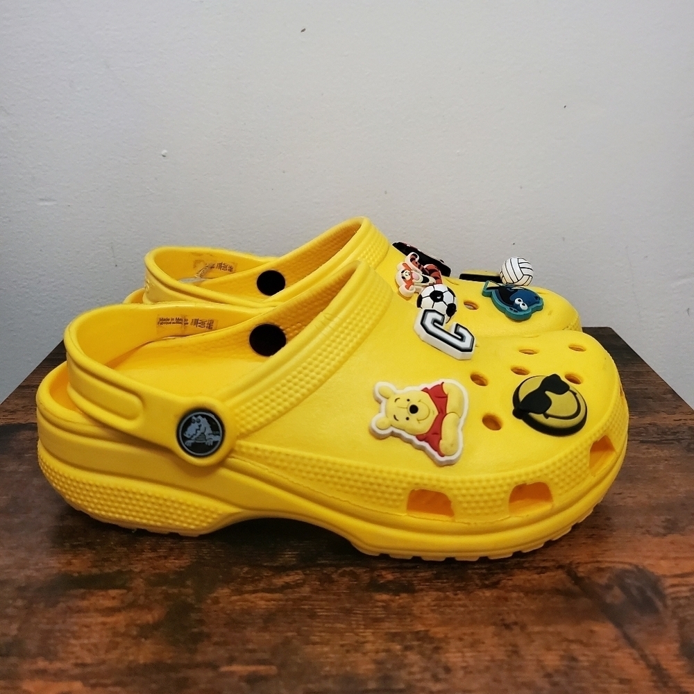 CROCS Classic Yellow Slides Size Womens 4 - Picture 3 of 9